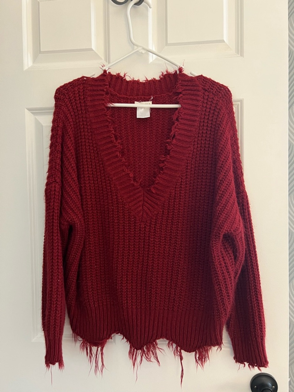 Distressed V-Neck Chunky Knit Sweater - Burgundy